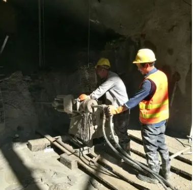 西华水下抗分散灌浆料特点 水下不分散注浆料介绍