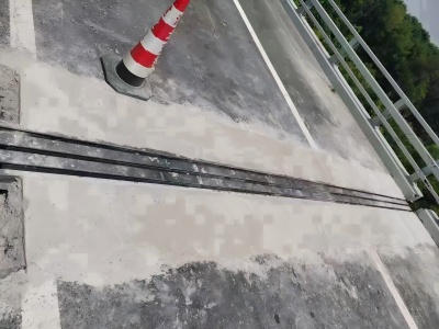 西华伸缩缝更换后浇筑材料快速结构修补料速砼的产品特点及施工流程​